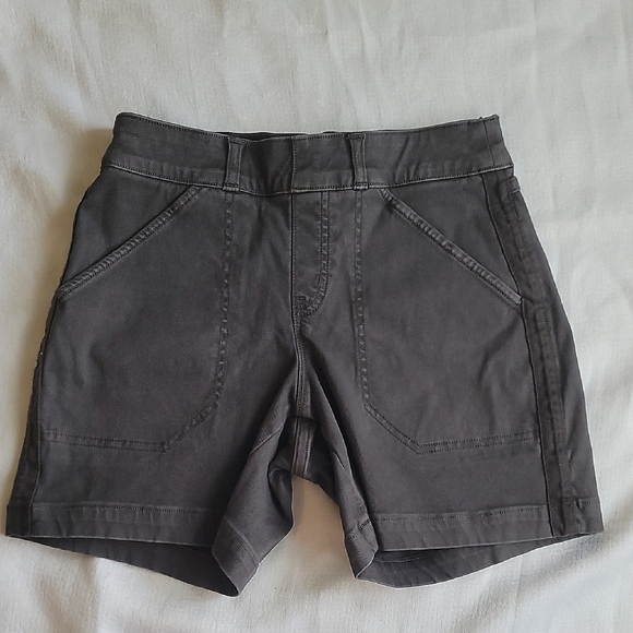 SPANX Pants - SPANX Charcoal Shorts